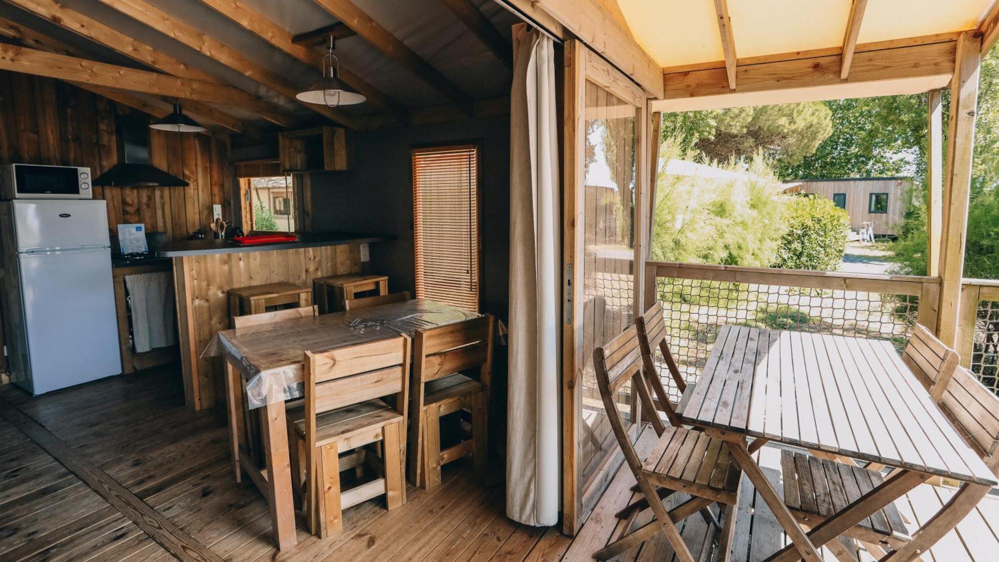 Camping La Pree Ле-Порт Номер фото