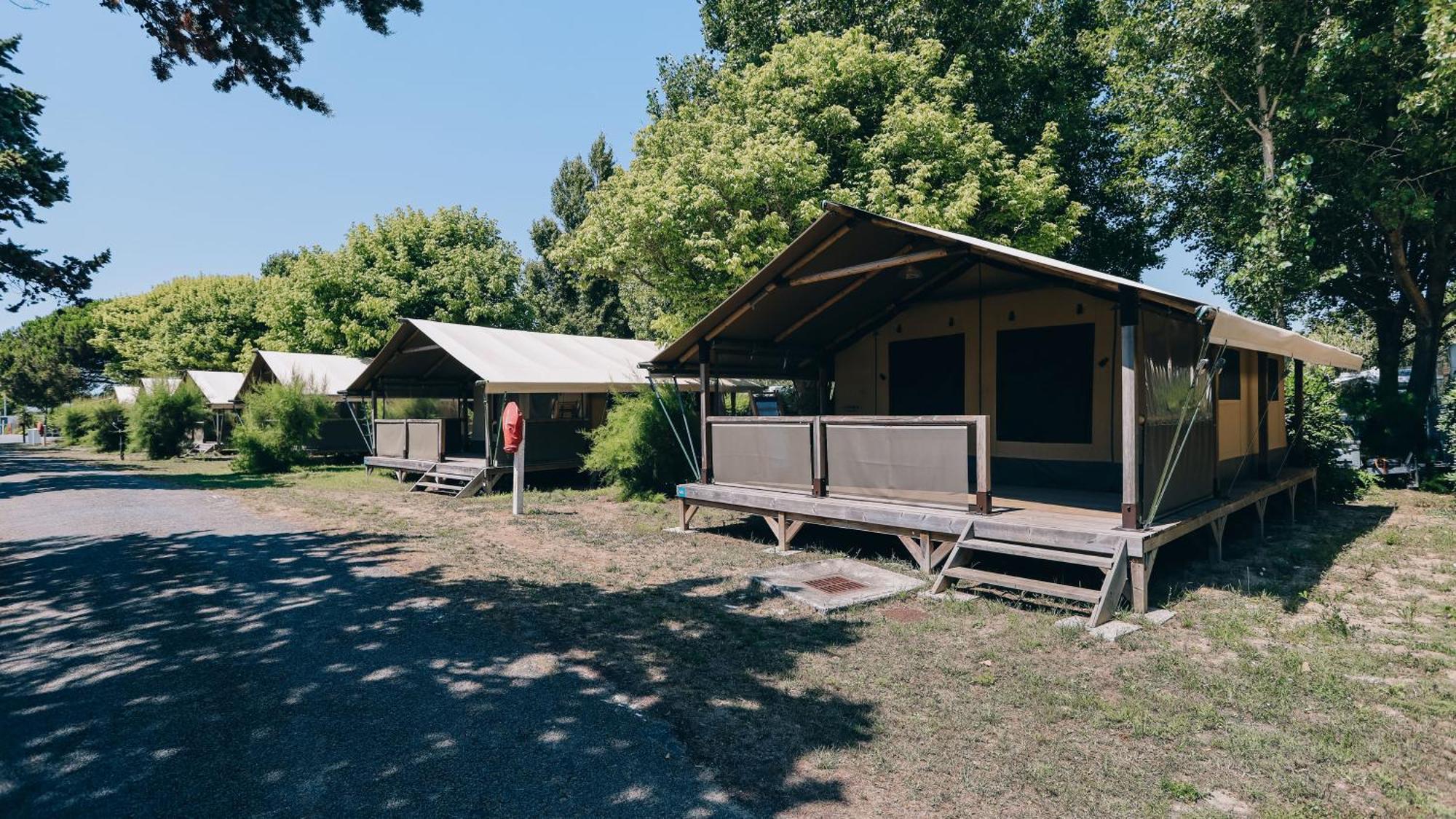Camping La Pree Ле-Порт Номер фото